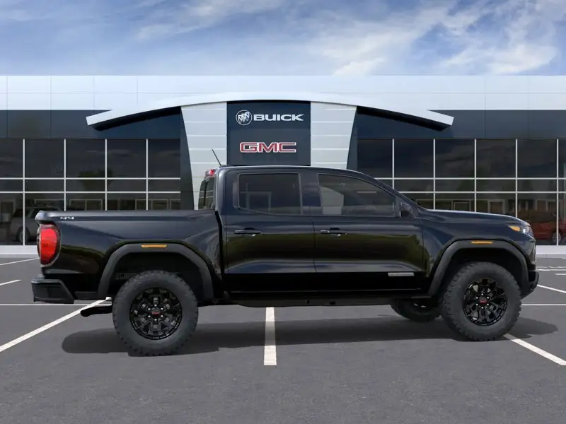 2026 GMC Canyon Elevation, černá, 150 km, dovoz Kanada — foto 5 z 12