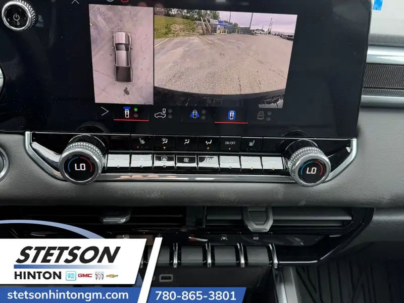 2026 GMC Canyon Elevation, bílá, 3 km, dovoz Kanada — foto 12 z 12