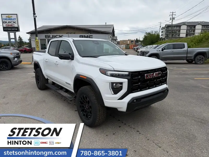 2026 GMC Canyon Elevation, bílá, 3 km, dovoz Kanada — foto 3 z 12