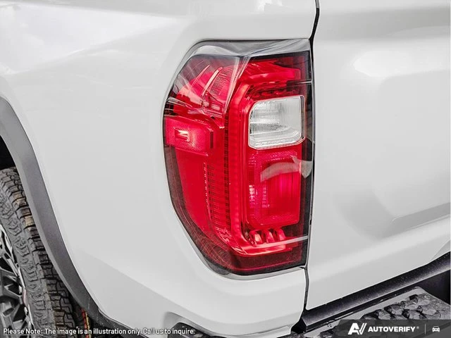 2026 GMC Canyon Elevation, bílá, 140 km, dovoz Kanada — foto 10 z 20