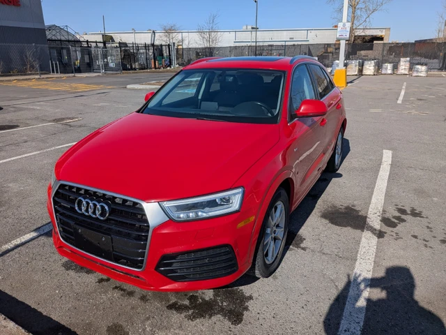 2017 Audi Q3 Technik, červená, 136 000 km, dovoz Kanada — foto 2 z 5