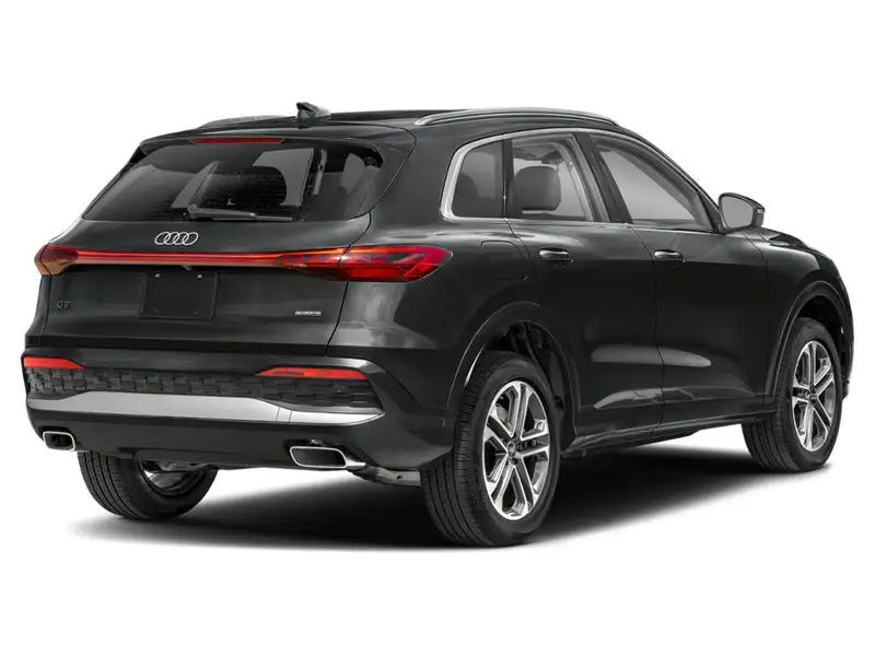 2025 Audi Q5 Technik, černá, 90 km, dovoz Kanada — foto 2 z 3
