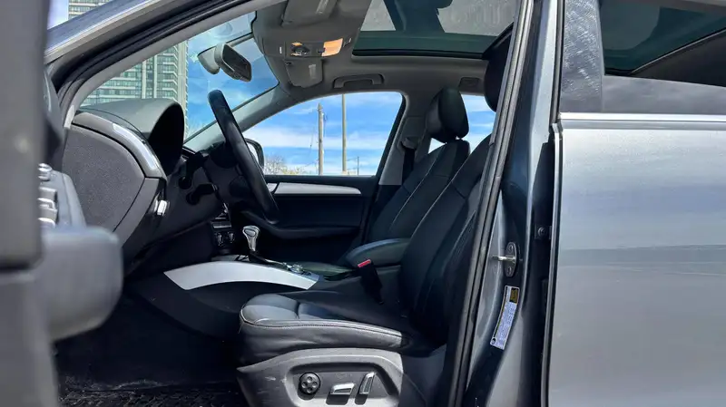 2015 Audi Q5 Progressiv, šedá, 126 187 km, dovoz Kanada — foto 5 z 12
