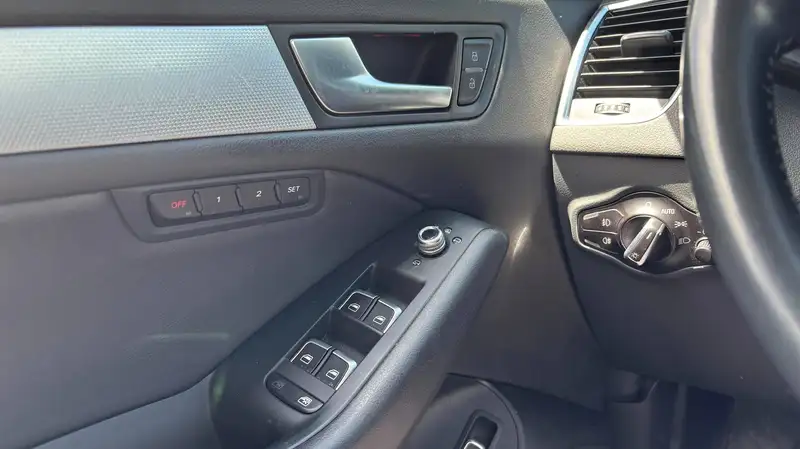 2015 Audi Q5 Progressiv, šedá, 126 187 km, dovoz Kanada — foto 6 z 12