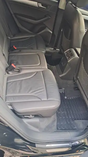 2016 Audi Q5 Progressiv, černá, 144 000 km, dovoz Kanada — foto 10 z 12