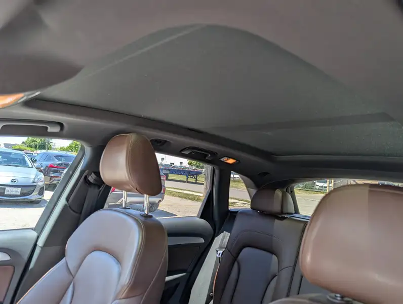 2017 Audi Q5 Technik, modrá, 198 000 km, dovoz Kanada — foto 11 z 12