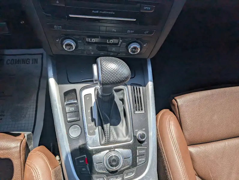 2017 Audi Q5 Technik, modrá, 198 000 km, dovoz Kanada — foto 12 z 12