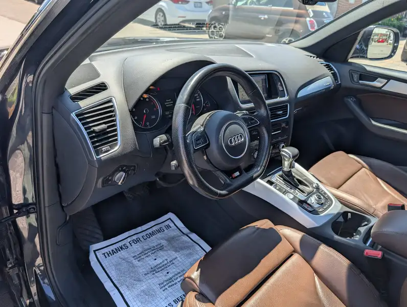 2017 Audi Q5 Technik, modrá, 198 000 km, dovoz Kanada — foto 8 z 12