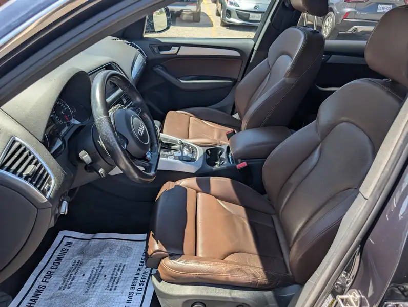 2017 Audi Q5 Technik, modrá, 198 000 km, dovoz Kanada — foto 9 z 12