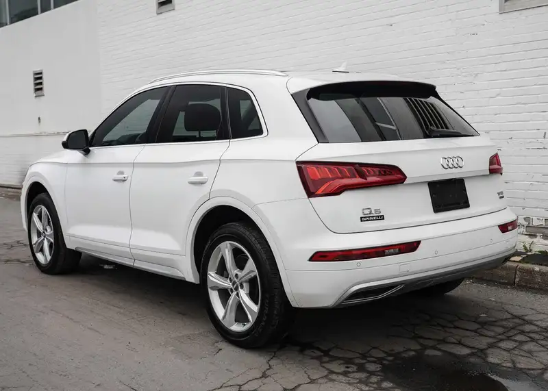 2018 Audi Q5 Progressiv, bílá, 84 540 km, dovoz Kanada — foto 5 z 12