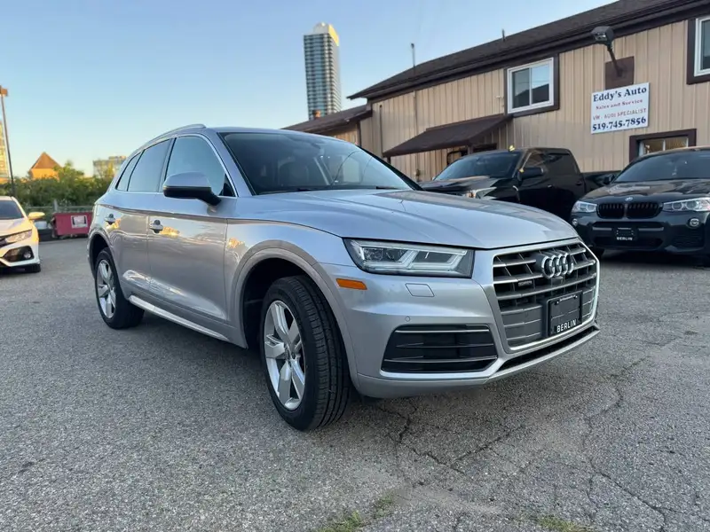 2018 Audi Q5 Technik, stříbrná, 153 194 km, dovoz Kanada — foto 7 z 12