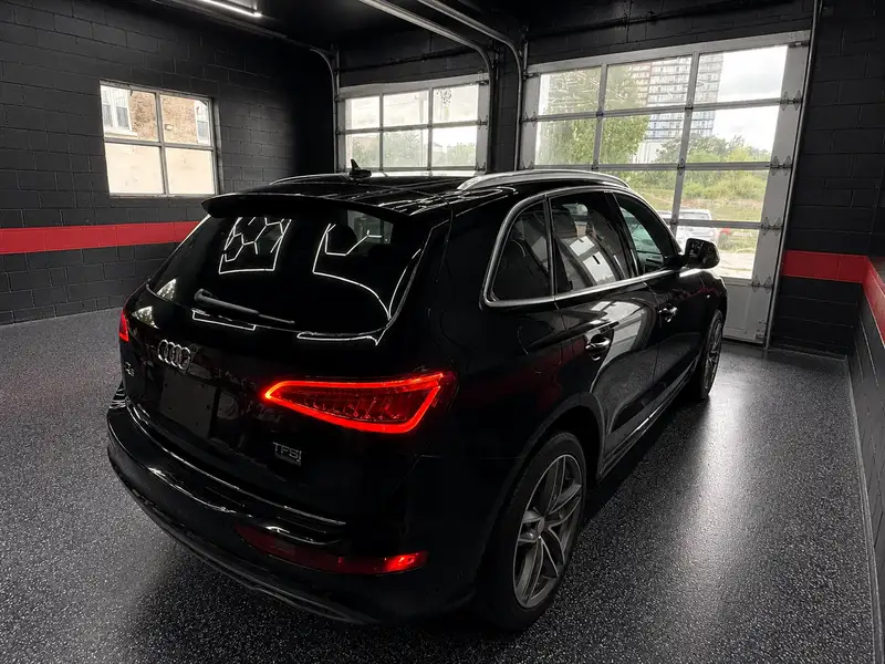 2016 Audi Q5 Technik, černá, 180 000 km, dovoz Kanada — foto 5 z 12