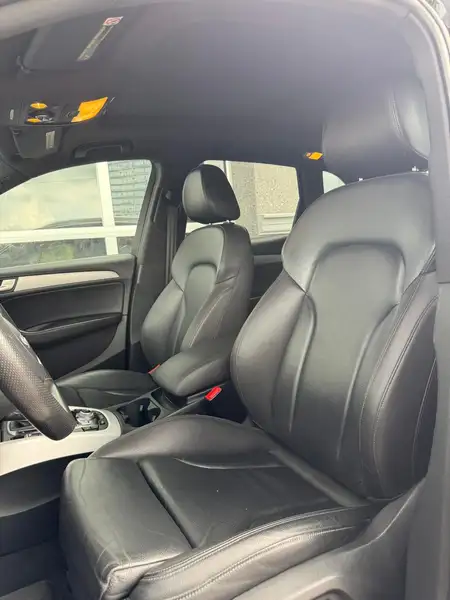 2016 Audi Q5 Technik, černá, 180 000 km, dovoz Kanada — foto 9 z 12