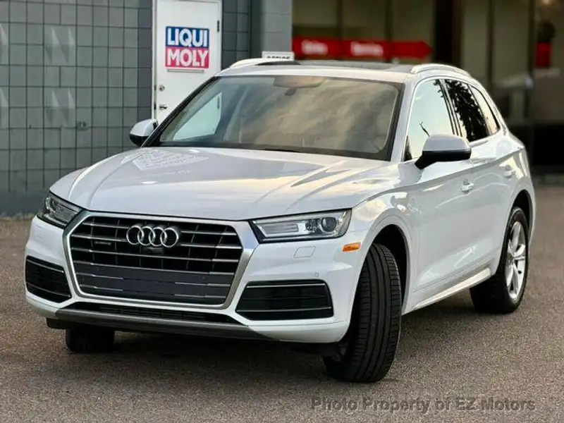 2018 Audi Q5 Progressiv, bílá, 84 678 km, dovoz Kanada — foto 6 z 12