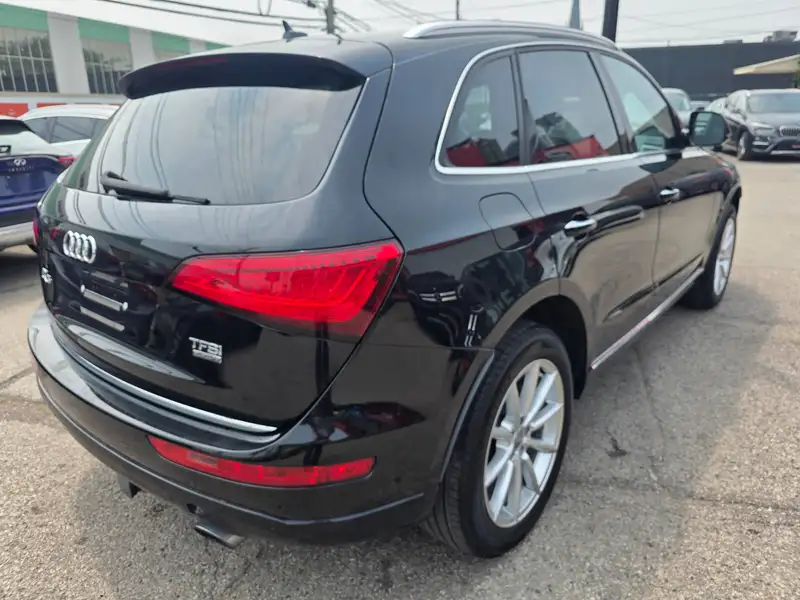 2016 Audi Q5 Technik, černá, 138 000 km, dovoz Kanada — foto 8 z 12