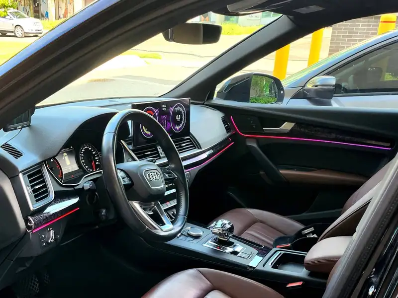 2018 Audi Q5 Premium, černá, 97 000 km, dovoz Kanada — foto 6 z 10