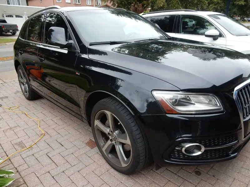 2014 Audi Q5 Technik, černá, 189 100 km, dovoz Kanada — foto 2 z 12