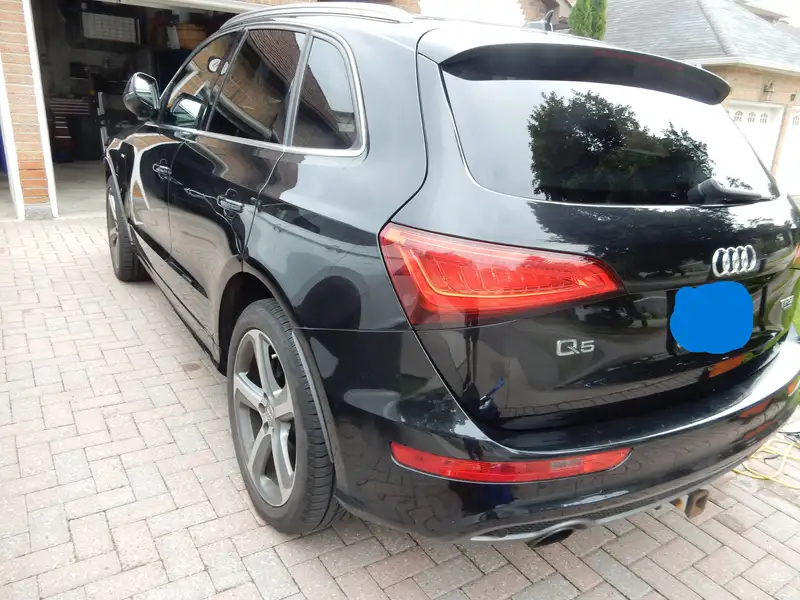 2014 Audi Q5 Technik, černá, 189 100 km, dovoz Kanada — foto 3 z 12