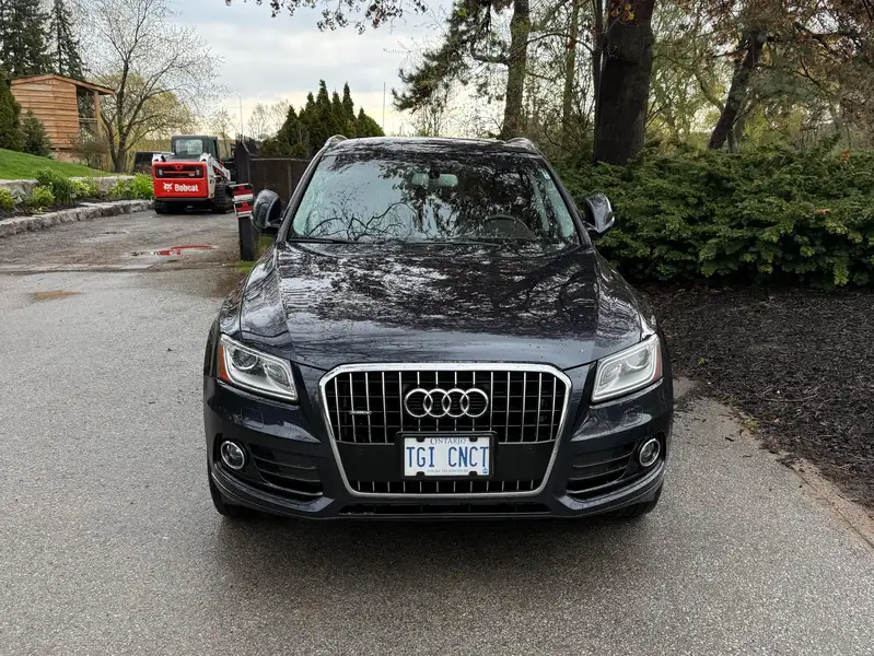 2017 Audi Q5 Progressiv, modrá, 120 000 km, dovoz Kanada — foto 2 z 5