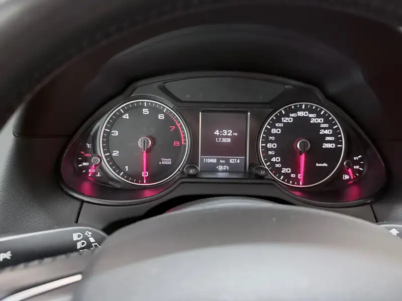2017 Audi Q5 Technik, bílá, 110 000 km, dovoz Kanada — foto 10 z 10