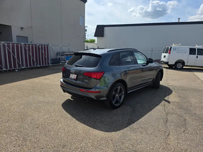 2016 Audi Q5 Technik, šedá, 67 300 km, dovoz Kanada — foto 6 z 12