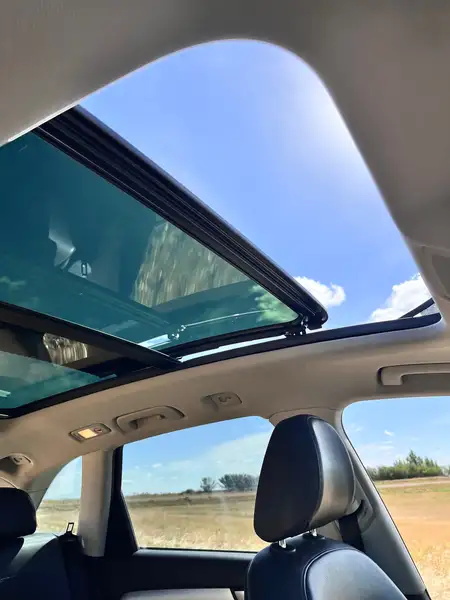 2017 Audi Q5 Progressiv, bílá, 258 000 km, dovoz Kanada — foto 6 z 12