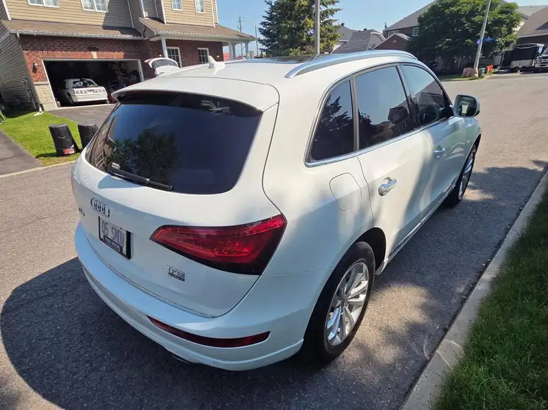 2015 Audi Q5 Technik, bílá, 51 000 km, dovoz Kanada — foto 2 z 12
