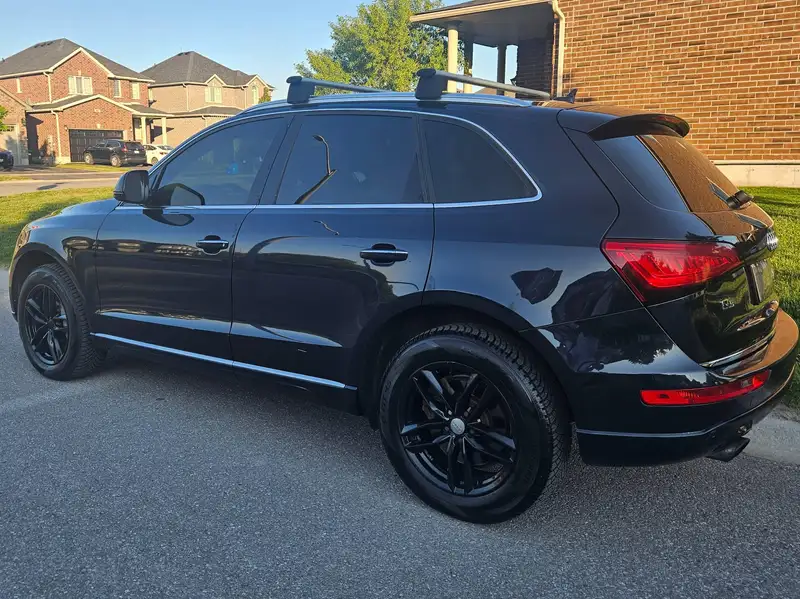 2017 Audi Q5 Progressiv, modrá, 195 000 km, dovoz Kanada — foto 3 z 10