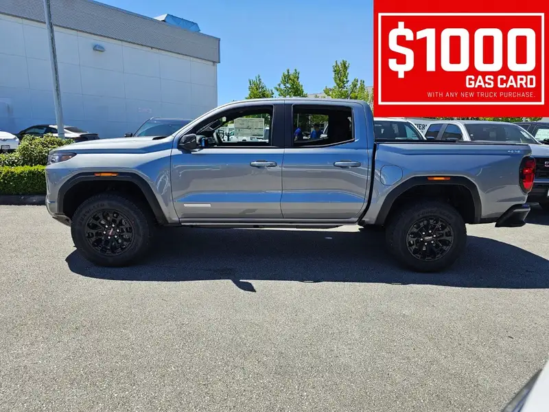 2026 GMC Canyon Elevation, stříbrná, 4 km, dovoz Kanada — foto 4 z 12
