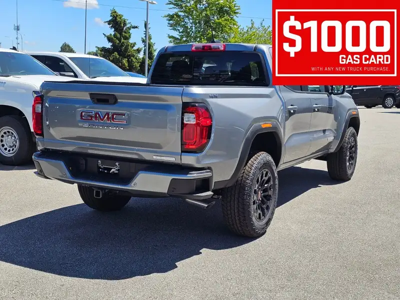 2026 GMC Canyon Elevation, stříbrná, 4 km, dovoz Kanada — foto 7 z 12