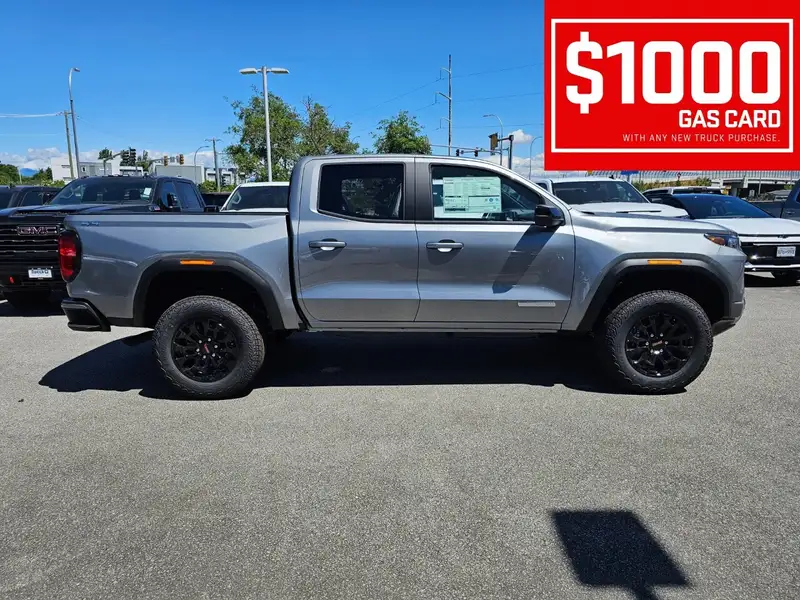 2026 GMC Canyon Elevation, stříbrná, 4 km, dovoz Kanada — foto 9 z 12