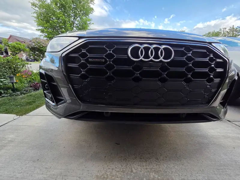 2023 Audi Q5 Technik, šedá, 17 755 km, dovoz Kanada — foto 2 z 12