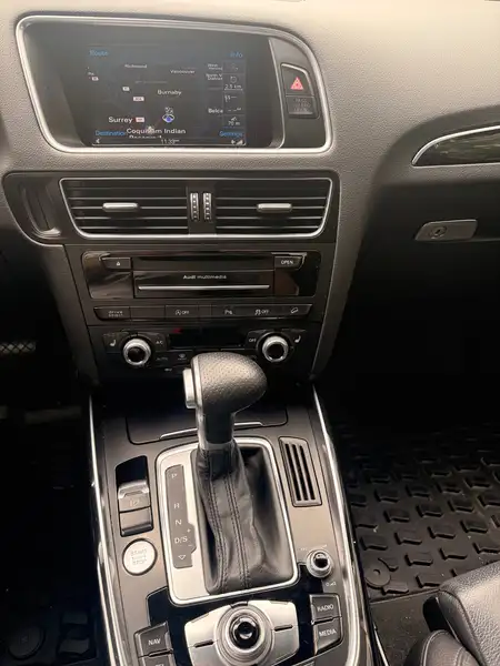 2017 Audi Q5 Technik, černá, 180 000 km, dovoz Kanada — foto 3 z 6