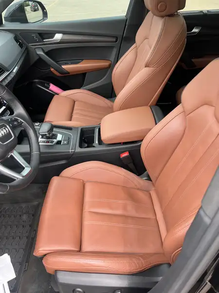 2022 Audi Q5 Progressiv, 25 400 km, dovoz Kanada — foto 7 z 10