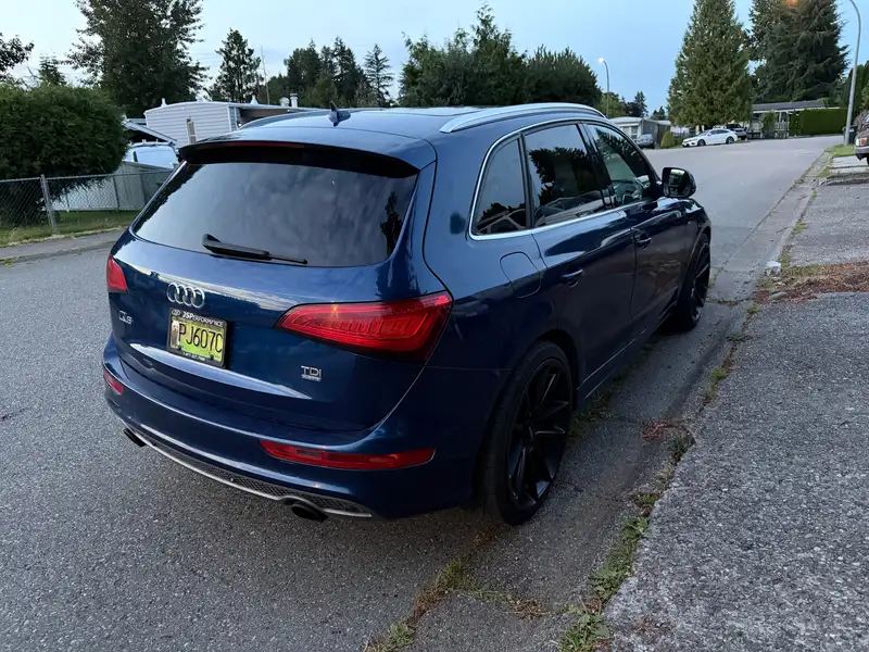 2014 Audi Q5 Technik, modrá, 263 000 km, dovoz Kanada — foto 3 z 12