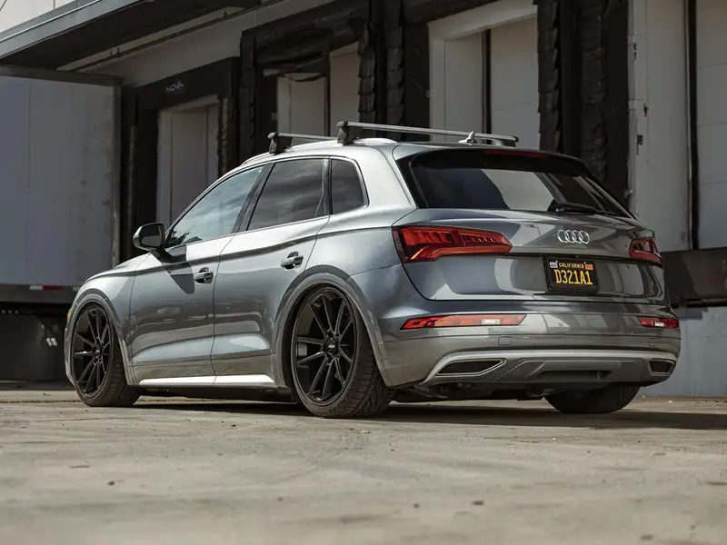 2014 Audi Q5 Technik, modrá, 263 000 km, dovoz Kanada — foto 9 z 12