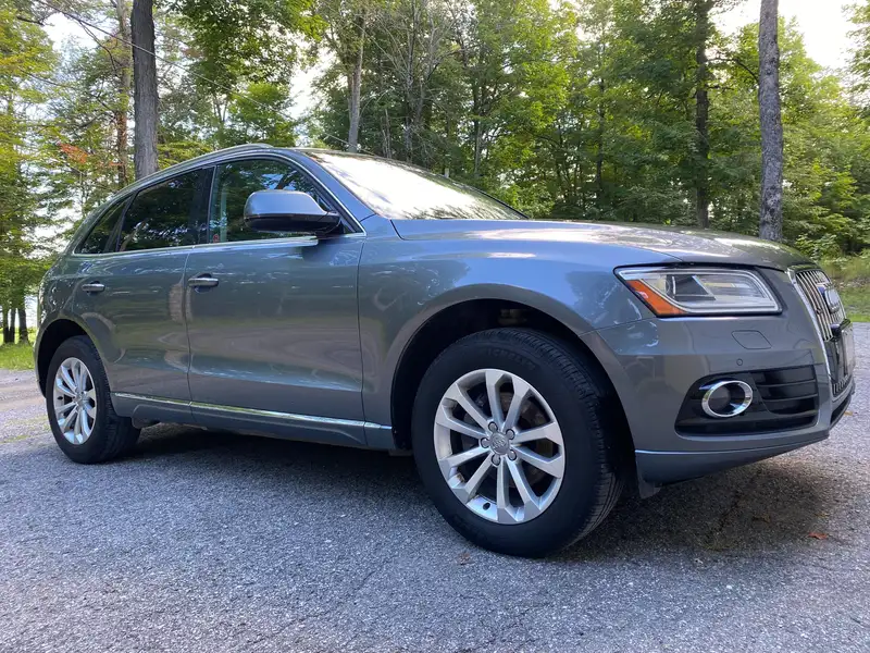 2017 Audi Q5 Progressiv, šedá, 178 700 km, dovoz Kanada — foto 2 z 12