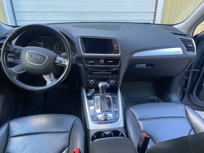2017 Audi Q5 Progressiv, šedá, 178 700 km, dovoz Kanada — foto 5 z 12