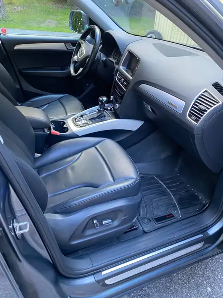 2017 Audi Q5 Progressiv, šedá, 178 700 km, dovoz Kanada — foto 6 z 12
