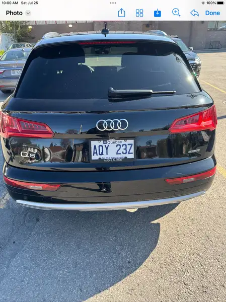 2020 Audi Q5 Progressiv, černá, 84 000 km, dovoz Kanada — foto 2 z 9