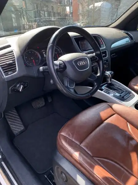 2017 Audi Q5 Progressiv, bílá, 210 000 km, dovoz Kanada — foto 8 z 12