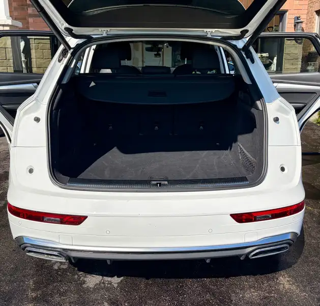 2022 Audi Q5 Progressiv, bílá, 76 000 km, dovoz Kanada — foto 9 z 9
