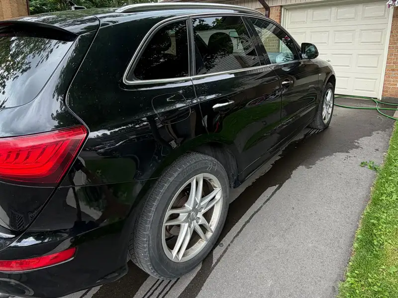 2016 Audi Q5, černá, 220 000 km, dovoz Kanada — foto 3 z 11