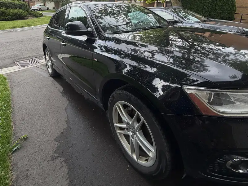 2016 Audi Q5, černá, 220 000 km, dovoz Kanada — foto 9 z 11