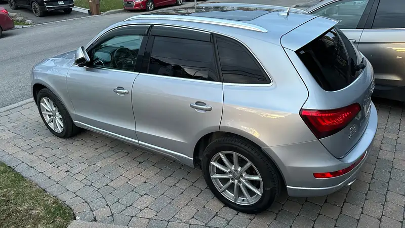 2016 Audi Q5, stříbrná, 170 000 km, dovoz Kanada — foto 4 z 8