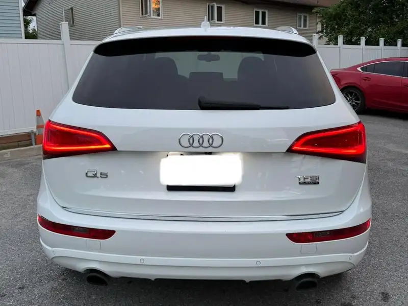 2015 Audi Q5 Progressiv, bílá, 119 000 km, dovoz Kanada — foto 5 z 12