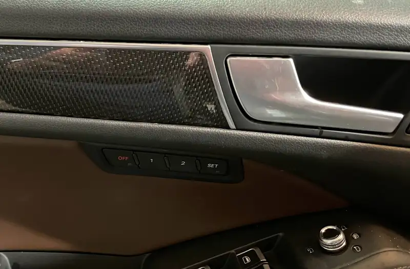 2014 Audi Q5 Technik, šedá, 217 510 km, dovoz Kanada — foto 3 z 6