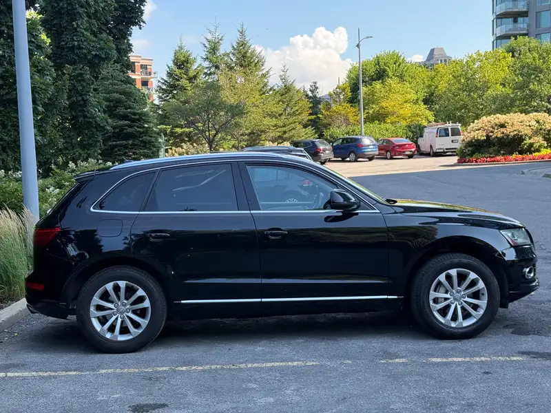 2014 Audi Q5 Progressiv, 147 000 km, dovoz Kanada — foto 3 z 12