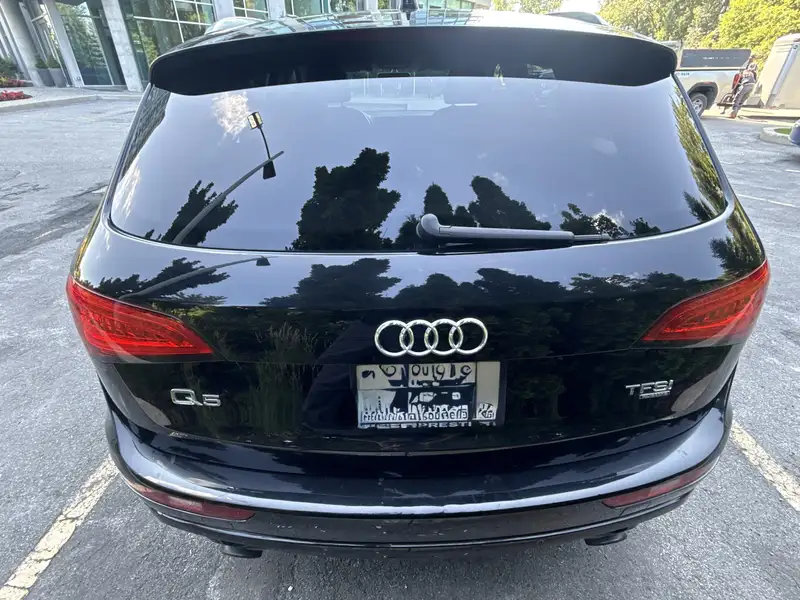 2014 Audi Q5 Progressiv, 147 000 km, dovoz Kanada — foto 6 z 12