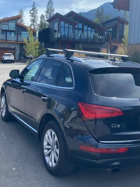 2015 Audi Q5 Progressiv, modrá, 159 000 km, dovoz Kanada — foto 4 z 7